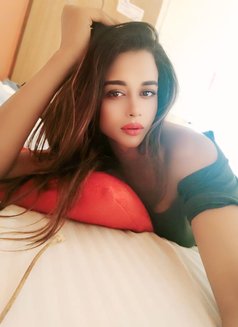 Niaa - Transsexual escort in Kolkata Photo 3 of 5