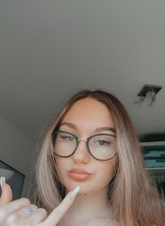 Niamh - escort in Waterford Photo 4 of 7