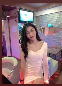 Nira - Transsexual escort in Doha Photo 2 of 2