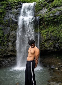 NIC - Male escort in Mumbai Photo 7 of 7