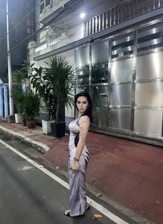 Nica - Acompañantes transexual in Makati City Photo 4 of 5