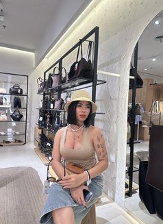 NATALIA WITH THE BIG COCK - Acompañantes transexual in Manila Photo 13 of 15