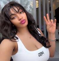 Nice - escort in Muscat