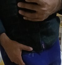 Nice gay VIPمرافق ذكر من كبار الشخصي - Acompañantes masculino in Al Manama