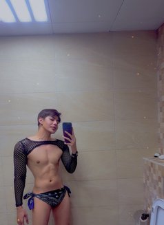 Niceboy01 - Male escort in Abu Dhabi Photo 9 of 11