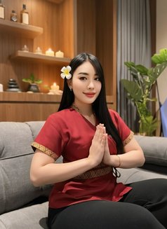 Nicha Sexy Lady good massage in - puta in Riyadh Photo 2 of 5