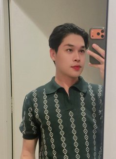 Nicha - masseur in Bangkok Photo 2 of 6