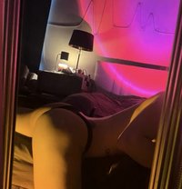 Nicha - masseur in Riyadh Photo 3 of 10