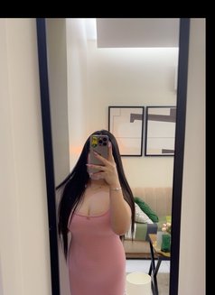 Nicha - escort in Jeddah Photo 2 of 14