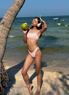 Nichalyn - Transsexual escort in Hua Hin Photo 4 of 8