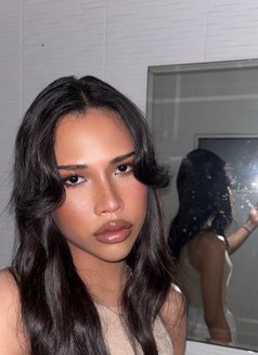 Nichalyn - Transsexual escort in Hua Hin Photo 6 of 8