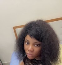 Nichole - puta in Doha