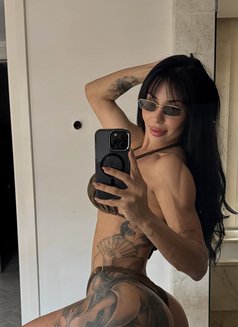Nick Fit - puta in Dubai Photo 1 of 24