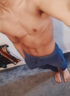 Nick - Male escort in Ahmedabad Photo 1 of 4