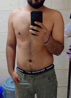 Nick - Acompañantes masculino in Dubai Photo 2 of 3