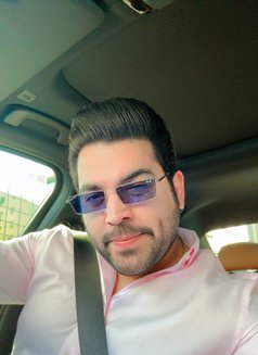 Nick - Acompañantes masculino in Dubai Photo 1 of 2