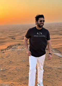 Nick - Male escort in Dubai Photo 3 of 3