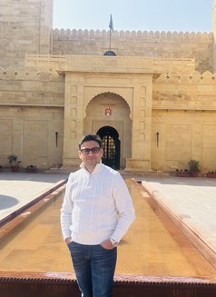 Nick - Male escort in Hyderabad Photo 2 of 2
