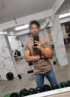 Nick - Acompañantes masculino in Pune Photo 3 of 3