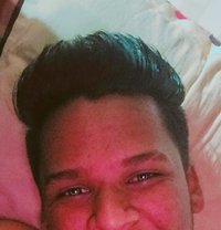 Nick - Intérprete masculino de adultos in Pune