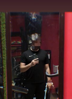 Nick, Thick Juicy(meeting only Girls) - Male escort in New Delhi Photo 1 of 3