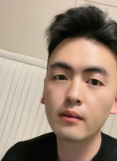Nicki - Acompañantes masculino in Hangzhou Photo 3 of 5