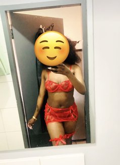 Nicki - puta in Johannesburg Photo 3 of 3