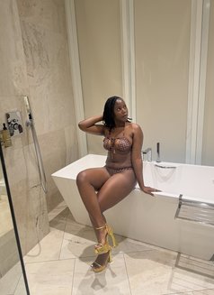 Nickie Fresh Dubai - escort in Dubai Photo 7 of 8