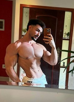 Nickolas Mancini - Male escort in São Paulo Photo 6 of 7