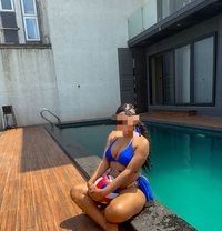 Nicky Bella - puta in Pune Photo 1 of 7