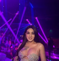 Nicky Big boobs - Transsexual escort in Al Manama