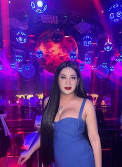 Nicky Big boobs - Transsexual escort in Al Manama Photo 22 of 22