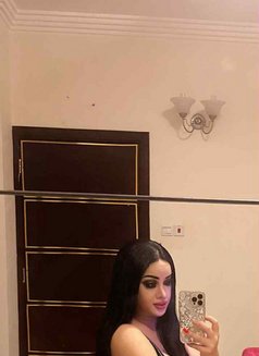 Nicky Big boobs - Acompañantes transexual in Al Manama Photo 23 of 25