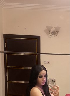 Nicky Big boobs - Transsexual escort in Al Manama Photo 3 of 27