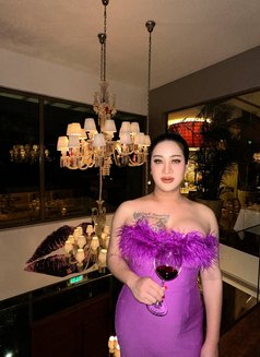 Nicky Big boobs - Transsexual escort in Al Manama Photo 4 of 27