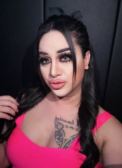 Nicky Big boobs - Transsexual escort in Al Manama Photo 21 of 22