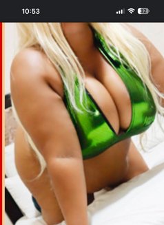 Nicky - escort in Tel Aviv Photo 5 of 5