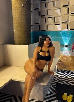 Nicky - puta in Pune Photo 1 of 9