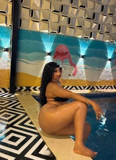 Nicky - puta in Pune Photo 8 of 9