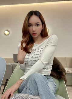 Nicky - Acompañantes transexual in Seoul Photo 2 of 4