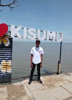 Sweetbottom - Male escort in Nairobi Photo 5 of 5