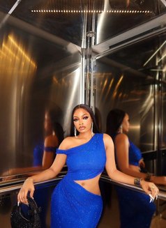 Nickyr - escort in Abuja Photo 1 of 4