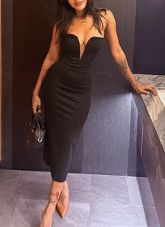 Nico - escort in Colombo Photo 9 of 23