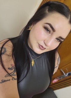 Nicol - masseuse in Dubai Photo 2 of 10