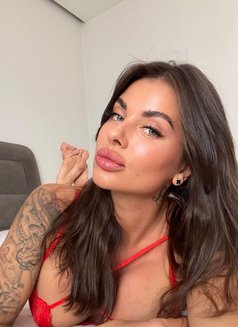 Nicol - escort in Dubai Photo 3 of 7