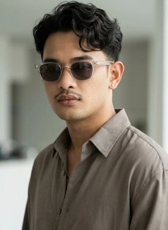 Nicolas - Acompañantes masculino in Indore Photo 1 of 2