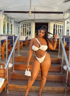 Nicole, 24 Yr Curvy Queen 🇿🇼 - escort in Kathmandu Photo 3 of 5
