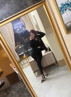 Nicole - escort in Dubai Photo 8 of 12