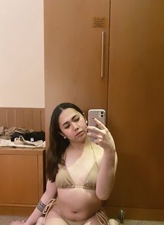 Nicole bottom - Transsexual escort in Dubai Photo 13 of 17