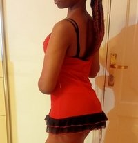 Nicole - escort in Cairo